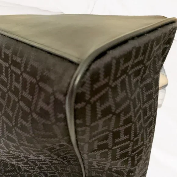 Tommy Hilfiger, Large, Black, T H Motif, Cloth Tote, Chain Handle - Picture 9 of 16